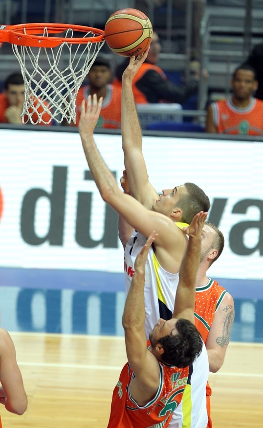 Φενέρμπαχτσε Ούλκερ: Στο παρά... ένα «100άρα» (photos)