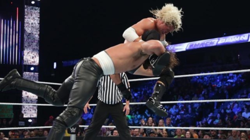 SmackDown: Επιμένει ο Dean Ambrose (videos+photos)