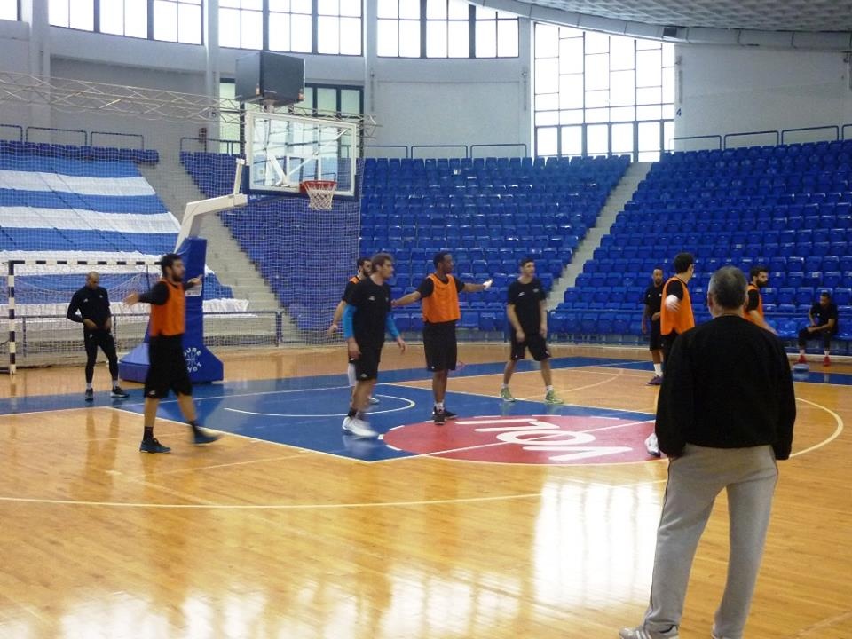 ΠΑΟΚ: Προπόνηση και μίνι τούρτα (video+photos)