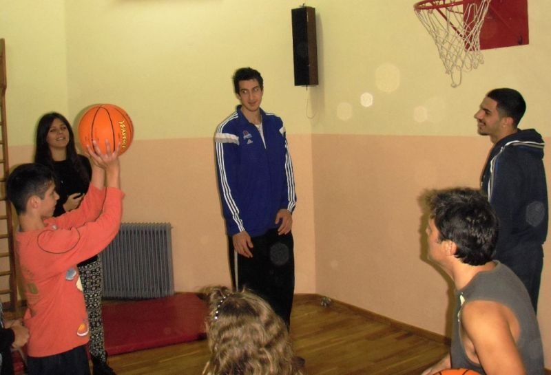 Ρέθυμνο: Μοίρασε δώρα και αγάπη (photos)