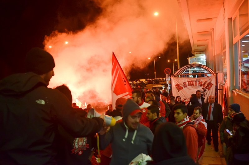 Ολυμπιακός: Αποθέωση στην Μυτιλήνη (photos)
