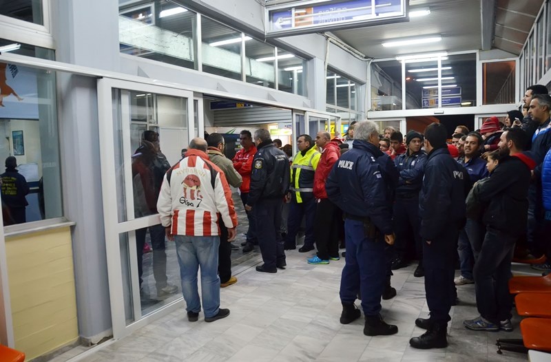 Ολυμπιακός: Αποθέωση στην Μυτιλήνη (photos)