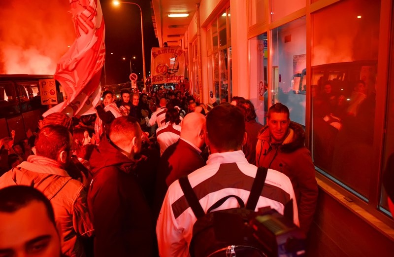 Ολυμπιακός: Αποθέωση στην Μυτιλήνη (photos)