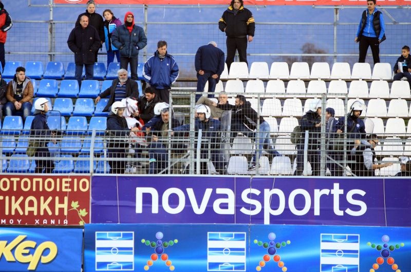 Πλατανιάς – ΟΦΗ: Το ξύλο στις κερκίδες! (photos)