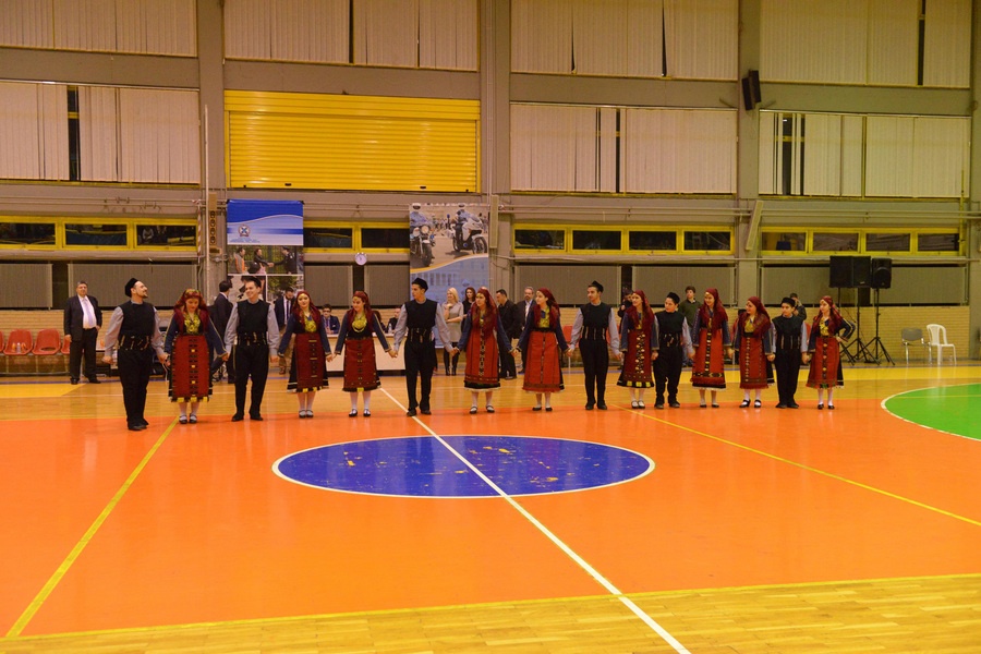 Ελληνική Αστυνομία: Έπαιξε μπάσκετ για την «Κιβωτό του κόσμου» (photos)