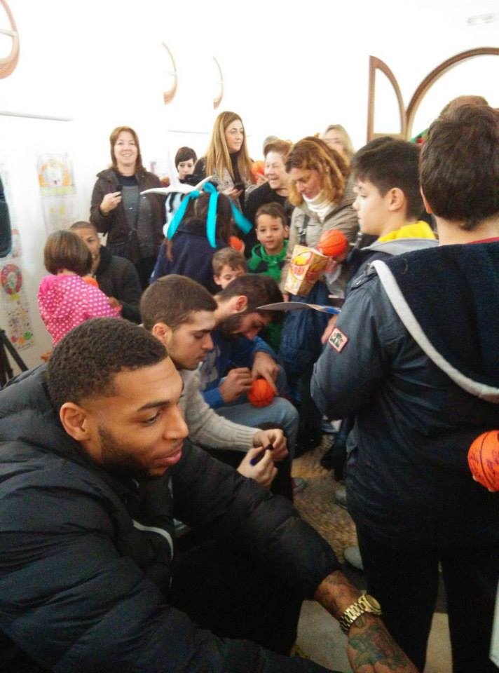 Κολοσσός Ρόδου: Έγιναν ξανά παιδιά (photos)