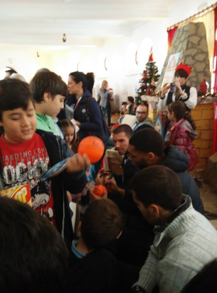 Κολοσσός Ρόδου: Έγιναν ξανά παιδιά (photos)