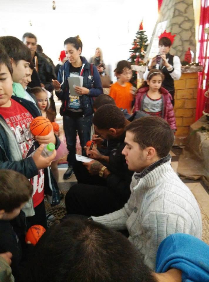 Κολοσσός Ρόδου: Έγιναν ξανά παιδιά (photos)