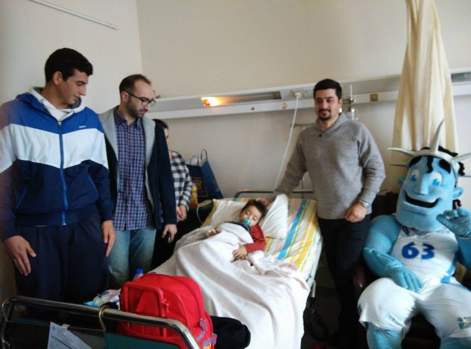 Κολοσσός Ρόδου: Μοίρασαν δώρα και χαρά (photos)