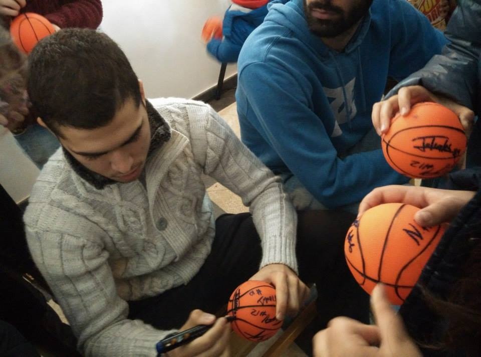 Κολοσσός Ρόδου: Έγιναν ξανά παιδιά (photos)