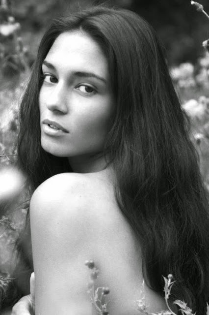 Αστέρας της Τσέλσι «σκόραρε» ... παράνομα με την Μις Ολλανδία   (photos)