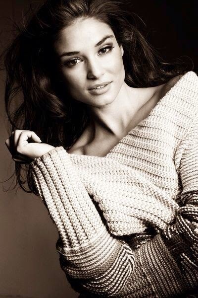 Αστέρας της Τσέλσι «σκόραρε» ... παράνομα με την Μις Ολλανδία   (photos)