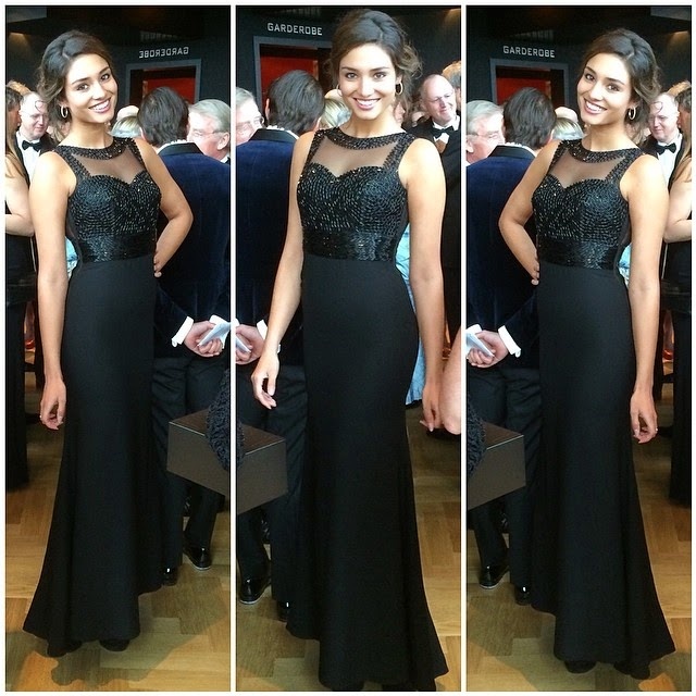 Αστέρας της Τσέλσι «σκόραρε» ... παράνομα με την Μις Ολλανδία   (photos)