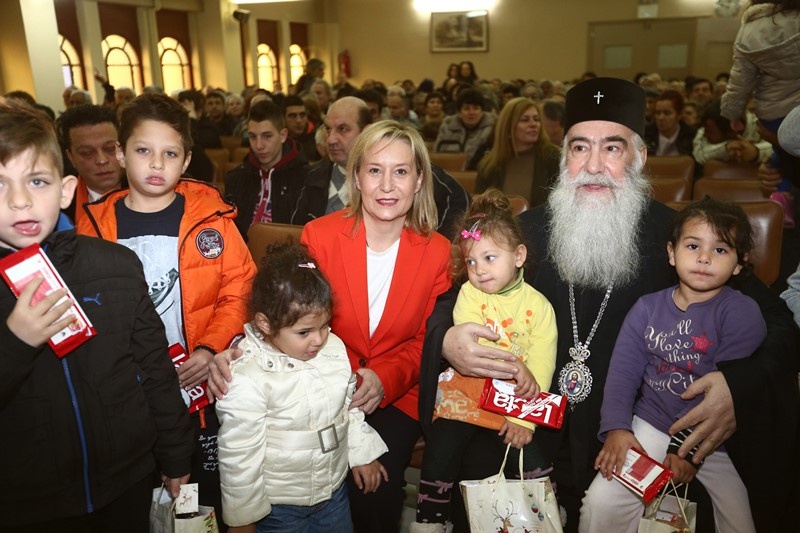 Ολυμπιακός: Στηρίζει το έργο της Ιεράς Μητρόπολης Νίκαιας (photos)