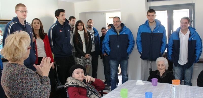 Ρέθυμνο: Χριστουγεννιάτικη «αγκαλιά» (photos)