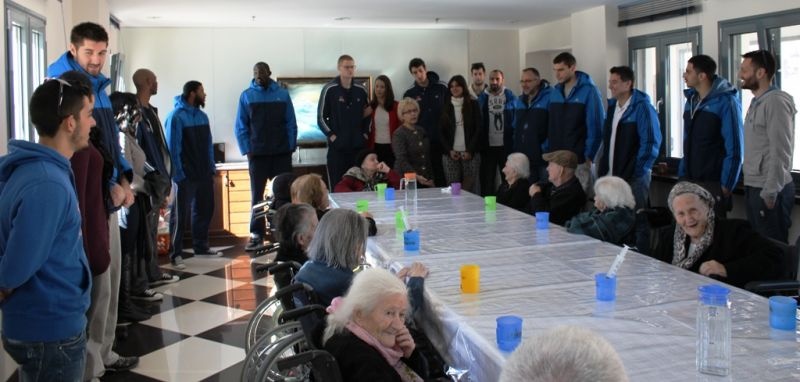 Ρέθυμνο: Χριστουγεννιάτικη «αγκαλιά» (photos)