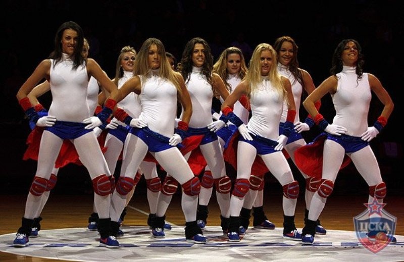 Ευρωλίγκα: Με διαφορά στήθους! (photos)
