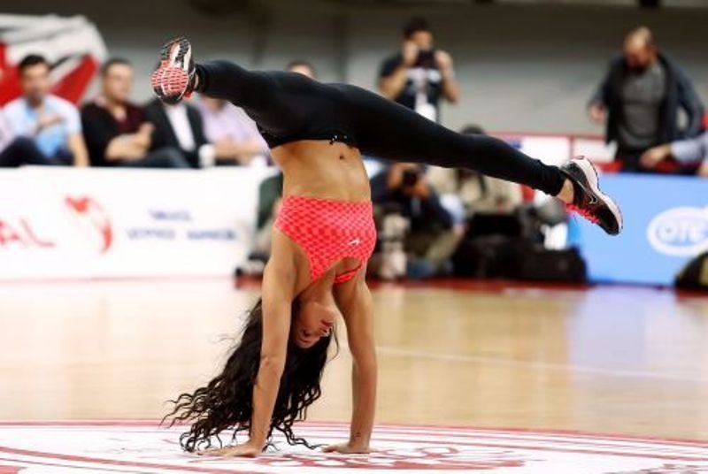 Ευρωλίγκα: Με διαφορά στήθους! (photos)