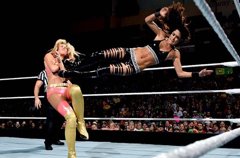 Main Event: Χριστουγεννιάτικη νίκη για Big E. (photos+videos)