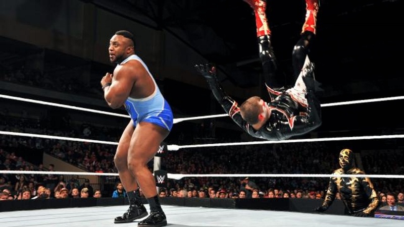 Main Event: Χριστουγεννιάτικη νίκη για Big E. (photos+videos)