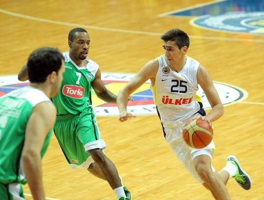 Φενέρμπαχτσε Ούλκερ: Σάρωσε και είναι μόνη πρώτη (photos)