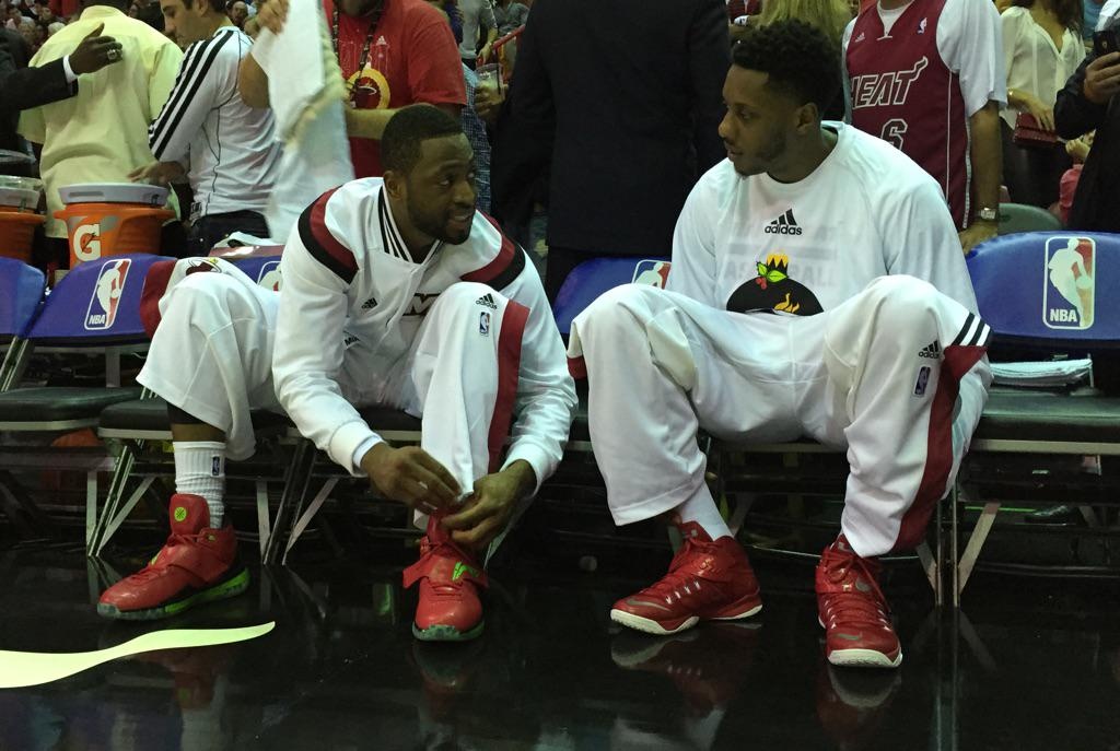 Χιτ - Καβαλίερς: Ο… 31άρης Ουέιντ νίκησε τον… 30άρη Λεμπρόν (photos+videos)