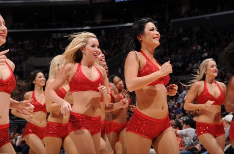 NBA: Χριστουγεννιάτικες χορεύτριες (photos)