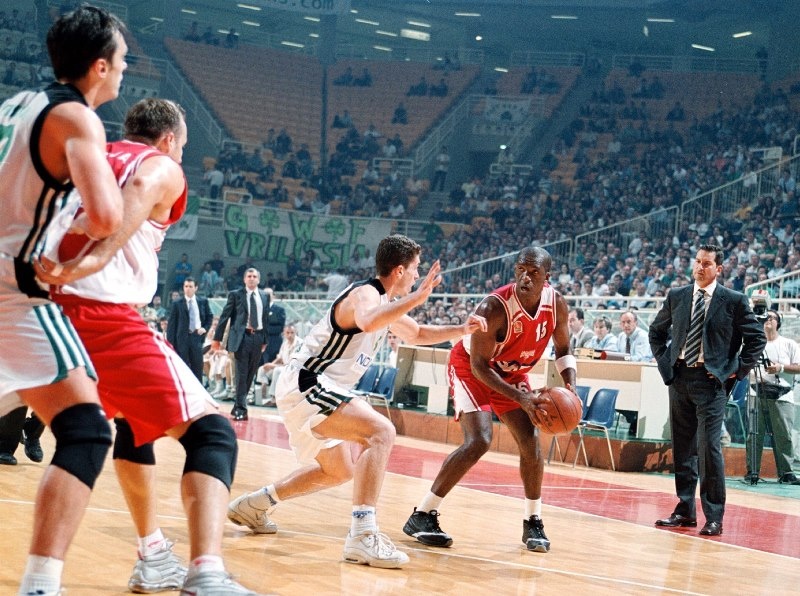 Ρίβερς στο Onsports: «Έπρεπε να μείνω στον Ολυμπιακό!» (photos+videos)