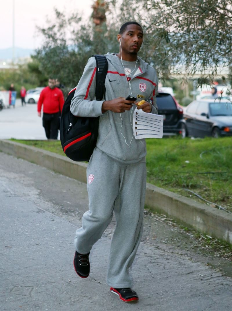 Ολυμπιακός – Παναθηναϊκός: Η άφιξη των «ερυθρόλευκων» (photos)