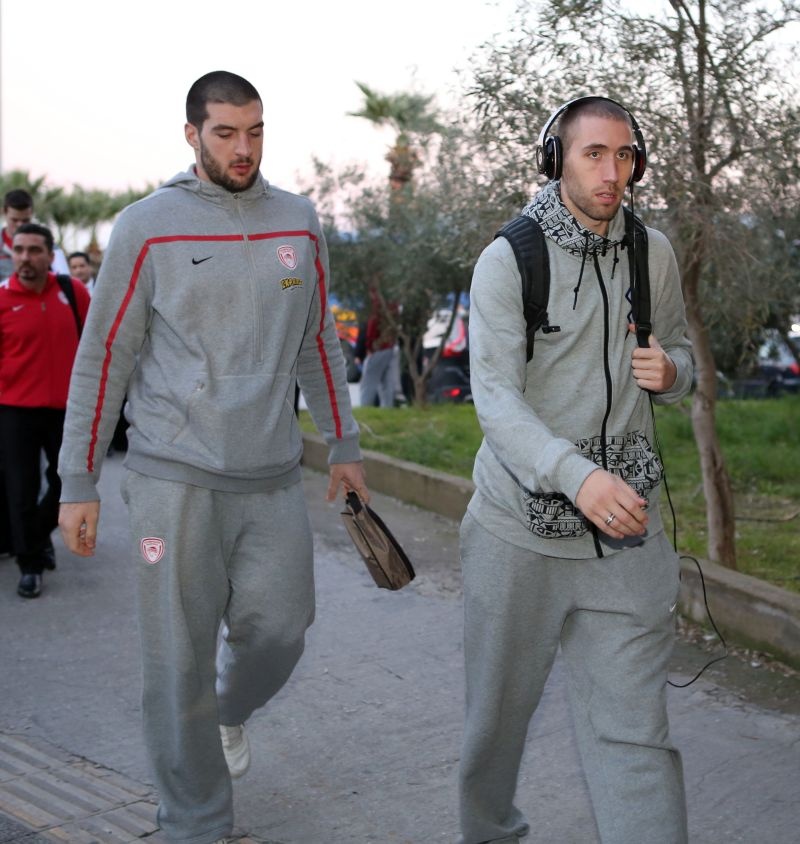 Ολυμπιακός – Παναθηναϊκός: Η άφιξη των «ερυθρόλευκων» (photos)