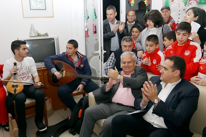 Ολυμπιακός: Δίπλα σε όσους έχουν ανάγκη οι «ερυθρόλευκοι» (photos)