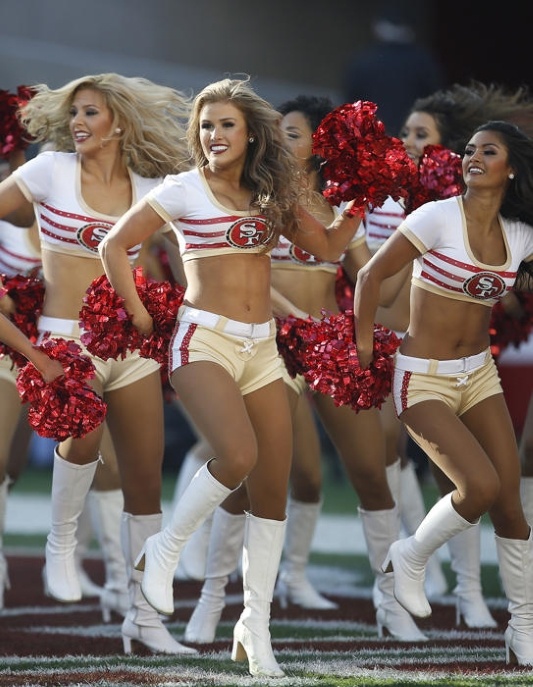 NFL: Playoffs και Cheerleaders (photos)