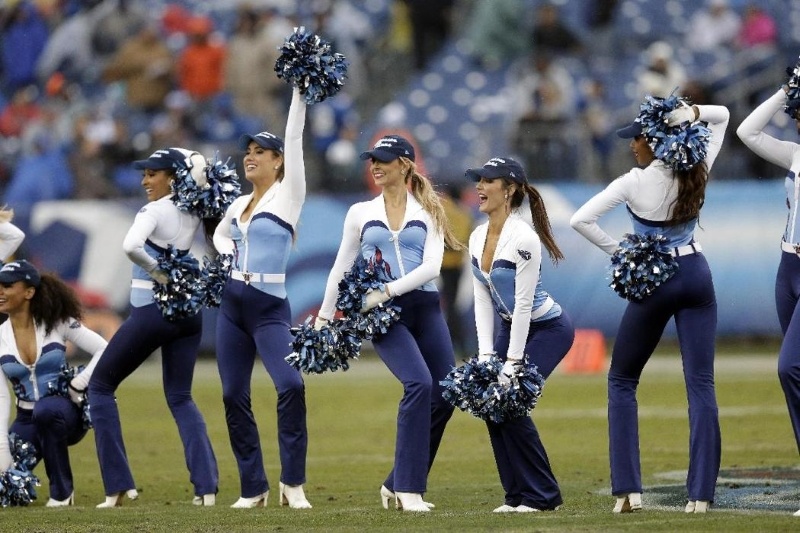 NFL: Playoffs και Cheerleaders (photos)