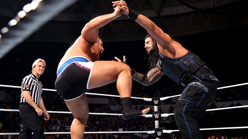 SmackDown: Βίαιη εκδίκηση του Roman Reigns (photos+videos)