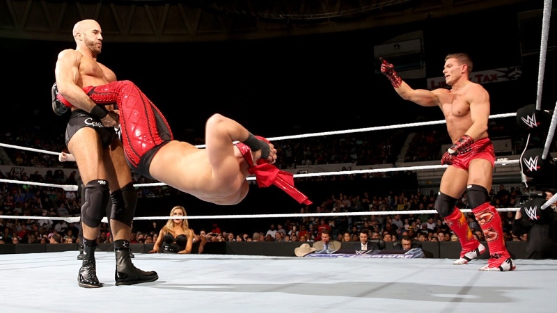 SmackDown: Βίαιη εκδίκηση του Roman Reigns (photos+videos)