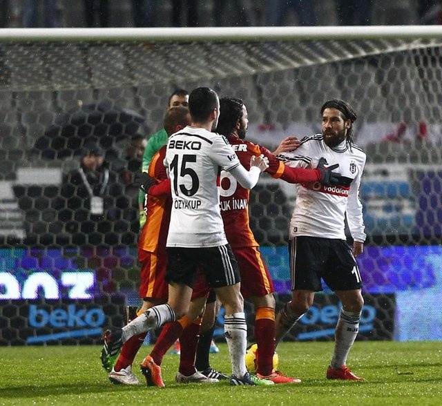Μπεσίκτας – Γαλατάσαραϊ 0-2 (video)