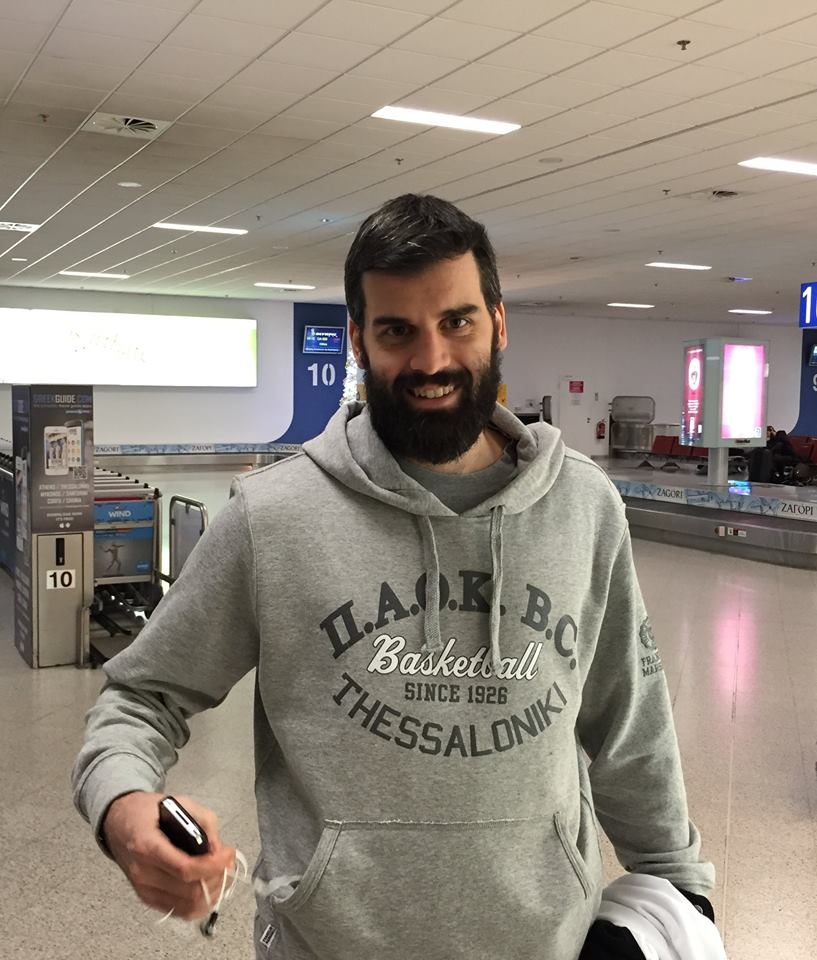 ΠΑΟΚ: Έφθασε Παρίσι και συνεχίζει (photos)