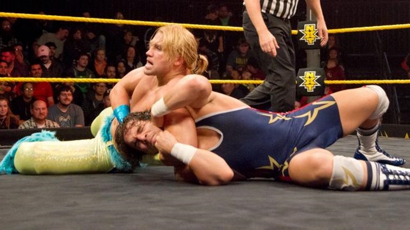 NXT: Υπεράσπιση για Lucha Dragons και «στοιχήματα» για Regal (photos+videos)