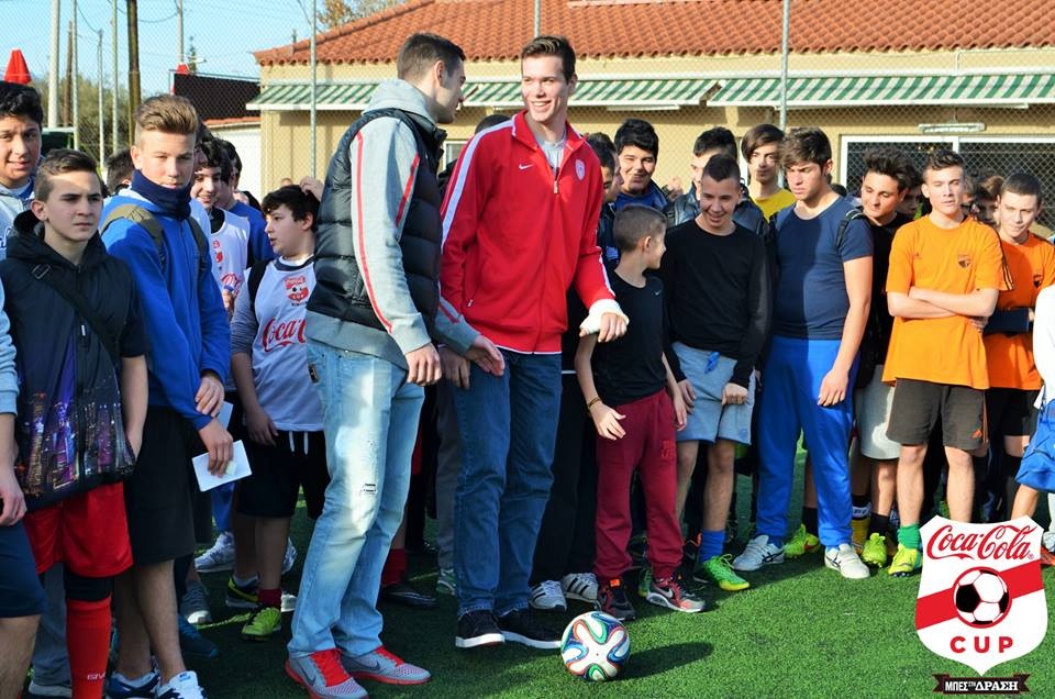 Ολυμπιακός: Ξέρουν και από μπάλα Παπαπέτρου, Αγραβάνης (photos)
