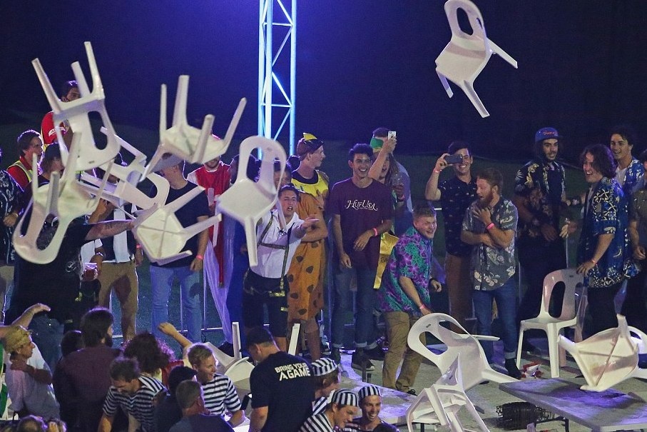 Χαμός  και αστυνομική επέμβαση σε αγώνα Darts στη Μελβούρνη (video+photos)