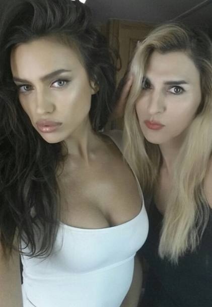 Ιρίνα Σάικ: Μετρά με... σέξι τρόπο για τα... 30 (photos)