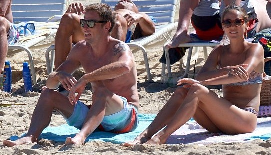 Φόρμουλα 1: Τατουάζ ο Μπάτον, κουπί η Μιτσιμπάτα (photos)