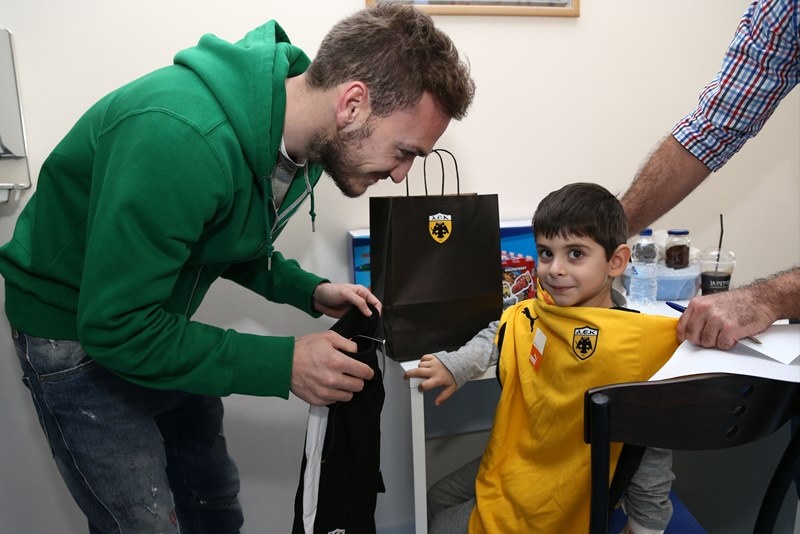 ΑΕΚ: Η επίσκεψη στο Παιδιατρικό (photos)