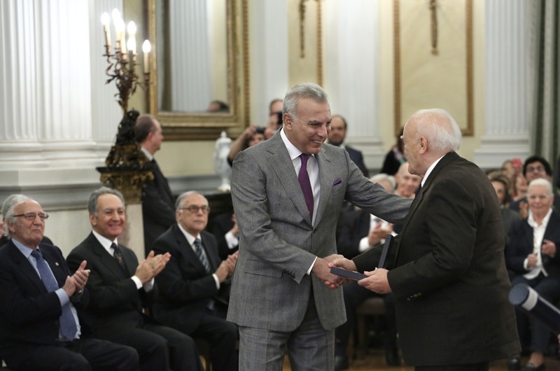 Ταξιάρχης του Τάγματος Τιμής ο Νίκος Γκάλης (photos)