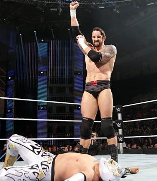 SmackDown: Επιστροφή με θρίαμβο για Daniel Bryan (photos+videos)