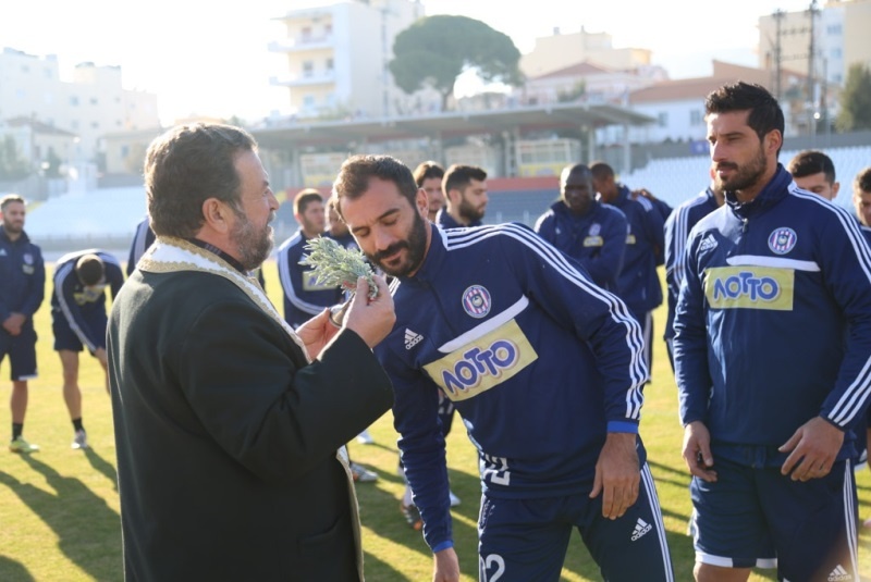 ΑΕΛ Καλλονής: Αγιασμός και κοπή πίτας (photos)