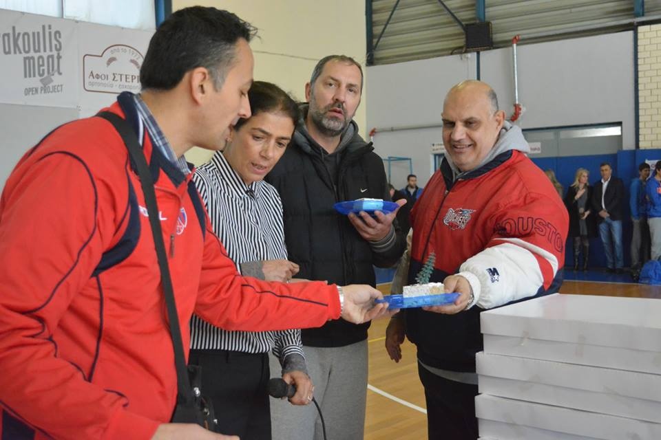 Πρωτέας Βούλας: Έκοψε την πίτα του (photos)
