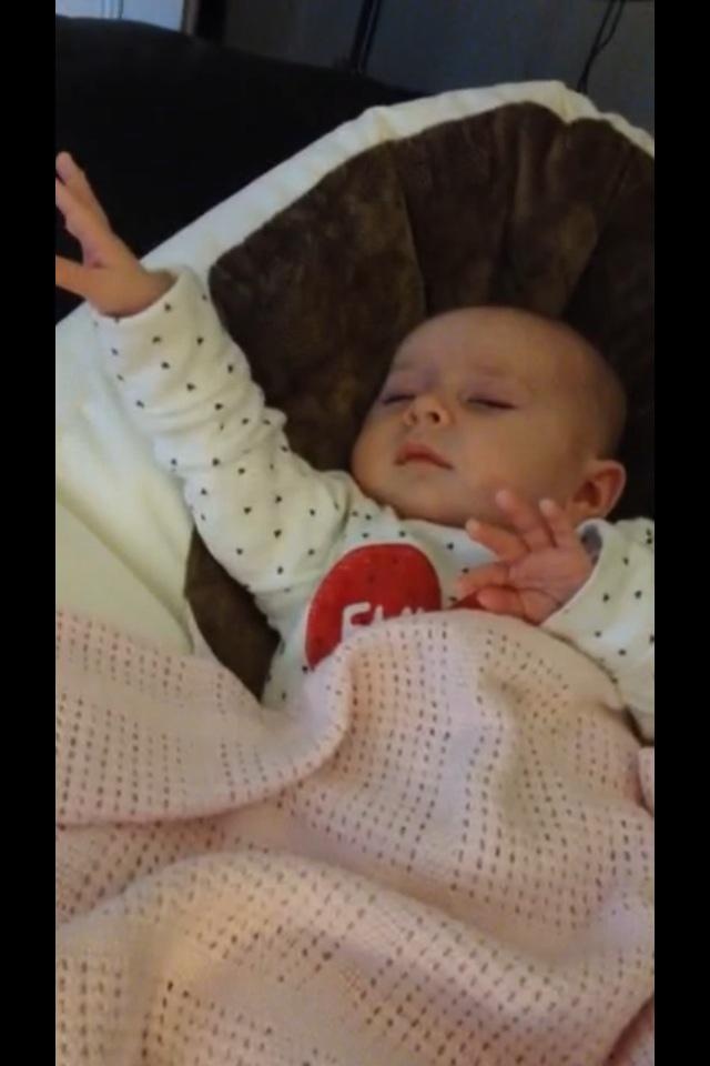 Γιουσέιν Μπολτ: Μωρά τον... αντιγράφουν! (photos)