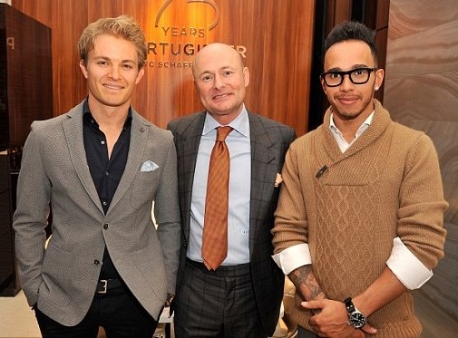 Μερσέντες: Συνάντηση Χάμιλτον, Ρόζμπεργκ με… Βενγκέρ και καλλονές (photos)