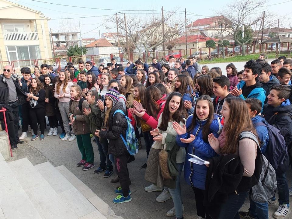 Τρίκαλα BC: Στο 6ο Γυμνάσιο (photos)